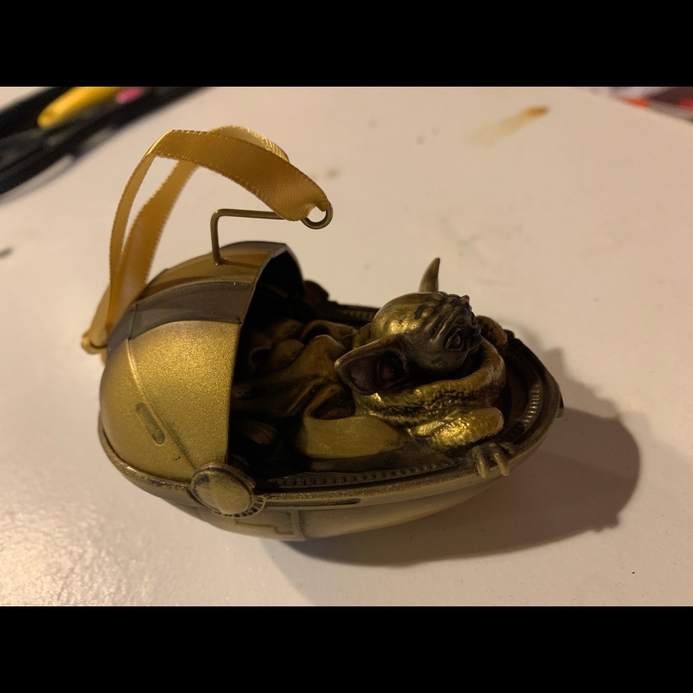The child ornament